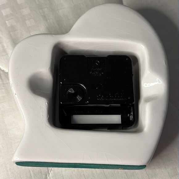 Vintage Quartz Rose Clock Working - Picture 2 of 8